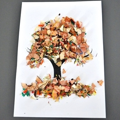 Activité enfant - arbre d'automne en taillures de crayons - bricolage créatif - collage -mslf