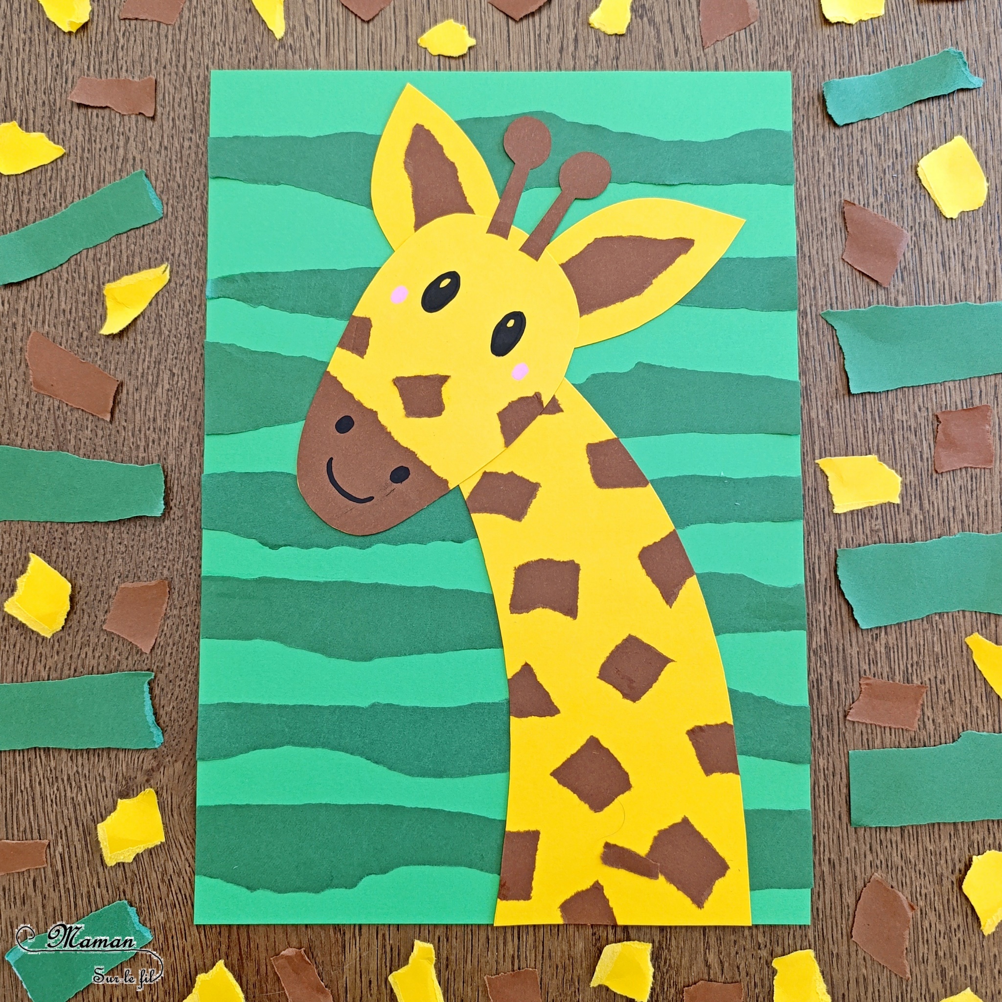 Créer une girafe en papier déchiré : activité créative et manuelle enfants - Utilisation de chutes de papier, découpage, déchirage, collage - Fond rayé avec des bandes de papier déchiré - Thème animaux de la savane, Afrique, safari - Bricolage sympa et facile - Arts visuels Maternelle et cycle 2 - Maternelle et élémentaire - Créativité - Cycle 1 ou 2 - tutoriel photos - mslf