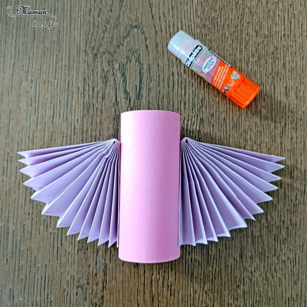 Fabriquer une chauve-souris avec un rouleau de papier toilette : activité créative, manuelle et récup' enfants - Recyclage, surcyclage d'un rouleau de PQ - Pliage de papier en éventail - Bricolage girly et mignon - Découpage, collage - Thème Halloween, animaux volants, animaux de la forêt - Bricolage et décoration sympa et facile - Arts visuels Maternelle et cycle 2 - Maternelle et élémentaire - Créativité - Cycle 1 ou 2 - tutoriel photos - mslf