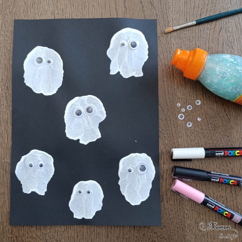 Fantômes en peinture soufflée à la paille : activité créative, peinture et manuelle enfants - Peindre des fantômes en soufflant à la paille - Yeux mobiles, paillettes, graphismes et Boo ! - Thème Halloween, créatures légendaires et imaginaires - Bricolage et décoration sympa et facile - Arts visuels Maternelle et cycle 2 - Maternelle et élémentaire - Créativité - Cycle 1 ou 2 - tutoriel photos - mslf