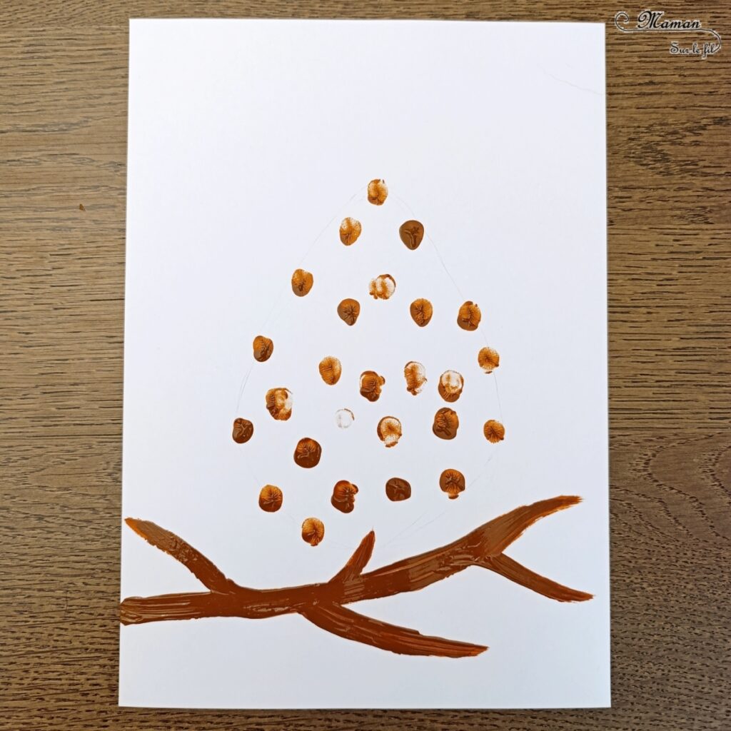 Peindre une pomme de pin avec des empreintes de doigts et une fourchette : activité créative, peinture et manuelle enfants - Techniques de peinture rigolote - Nuances de couleurs marrons et automnales - Atelier nature, forêt, arbres - Thème automne, forêt, arbres - Bricolage et décoration sympa et facile - Arts visuels Maternelle et cycle 2 - Maternelle et élémentaire - Créativité - Cycle 1 ou 2 - tutoriel photos - mslf