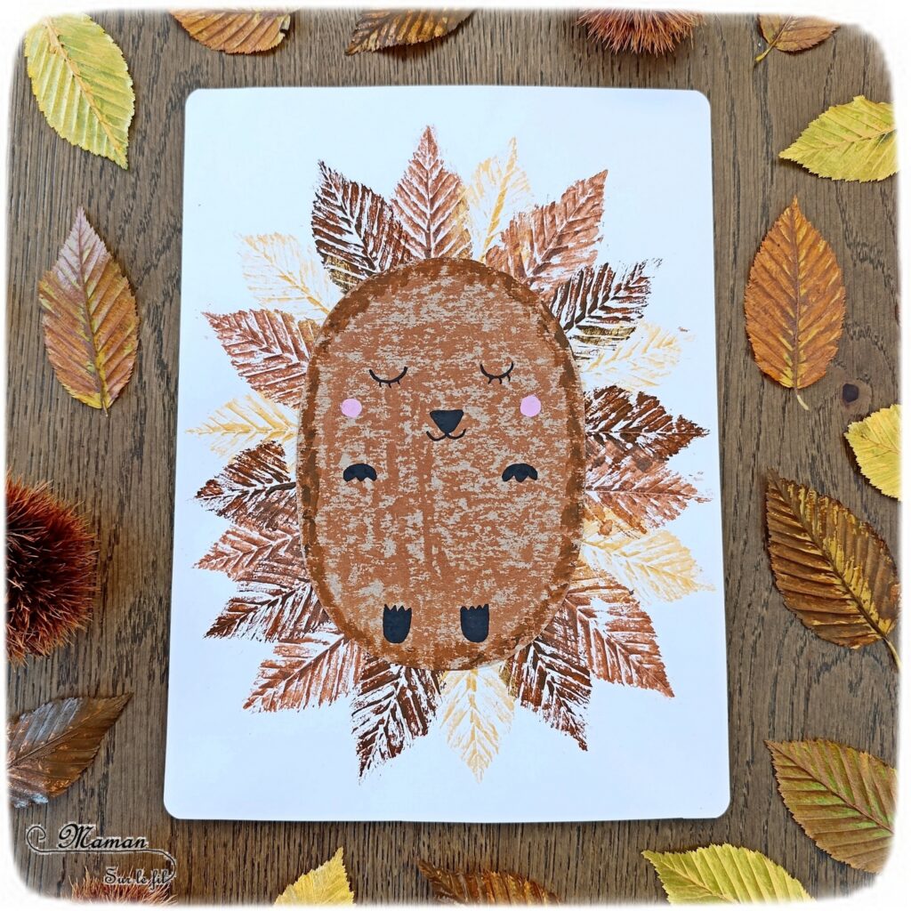 Créer un hérisson en empreintes de feuilles mortes : activité créative, nature, peinture, récup' et manuelle enfants - Technique de peinture avec de la gouache en stick et des feuilles d'automne - Land art avec nature - Récup', recyclage, surcyclage de carton - Décoration - Thème automne, animaux de la forêt, bois, arbres - Bricolage et décoration sympa et facile - Arts visuels Maternelle et cycle 2 - Maternelle et élémentaire - Créativité - Cycle 1 ou 2 - tutoriel photos et vidéo - mslf