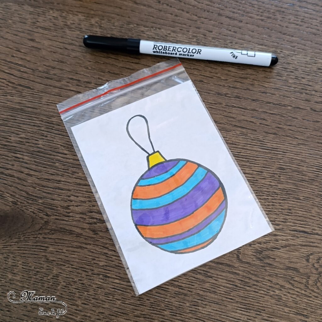 Expérience de Noël : les couleurs qui disparaissent : activité créative, scientifique et manuelle enfants - Dessin, coloriage - Pochette en plastique et eau - Angle de vue - Bricolage facile, rapide et rigolo - Thème Noël, cadeaux, boules - Bricolage et décoration sympa et facile - Arts visuels Maternelle et cycle 2 - Maternelle et élémentaire - Créativité - Cycle 1 ou 2 - tutoriel photos et vidéo - mslf