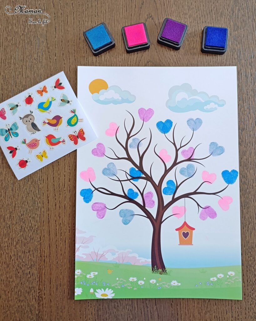 Créer un arbre d'amour avec des coeurs en empreintes de doigts : activité créative et manuelle enfants - Le tutoriel et tout le matériel viennent de chez 10 Doigts - Bricolage et décoration DIY réalisé des encreurs - Peinture ou encre - Gommettes - Possibilité d'utiliser le kit pour des arbres de saisons avec les couleurs adéquates - Bricolage Fait maison, décoration - Kit tout compris - Thème Nature, saisons, coeurs, amour, saint valentin, fêtes - Bricolage sympa et facile - Arts visuels Maternelle et cycle 2 - Maternelle et élémentaire - Créativité - Cycle 1 ou 2 - tutoriel photos - mslf