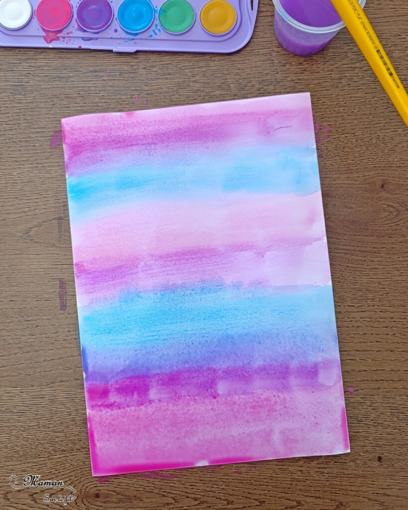 Fabriquer une carte Coeurs qui déroule à offrir : activité créative et manuelle enfants - Fond réalisé avec des bandes à la peinture type aquarelle - Découpage et écriture - Message Je t'aime un peu, beaucoup, à la folie... - Surprise DIY - Cadeau à offrir pour la Saint Valentin ou la fête des mères, pères, grands-mères, grands-pères... - Thème Amour, amitié, coeurs, Saint Valentin, fêtes - Bricolage et décoration sympa et facile - Arts visuels Maternelle et cycle 2 - Maternelle et élémentaire - Créativité - Cycle 1 ou 2 - tutoriel photos et vidéo - mslf