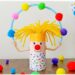 Fabriquer un clown qui jongle en récup' : activité créative, récup' et manuelle enfants - Recyclage, surcyclage de rouleau de papier toilette, PQ en carton - Papier coloré - Jonglage avec fil chenille et pompons - Nez rouge en pompon et cheveux en laine - Bricolage rigolo, ludique et coloré pour un thème Carnaval, Mardi Gras ou Cirque - Bricolage et décoration sympa et facile - Arts visuels Maternelle et cycle 2 - Maternelle et élémentaire - Créativité - Cycle 1 ou 2 - tutoriel photos - mslf